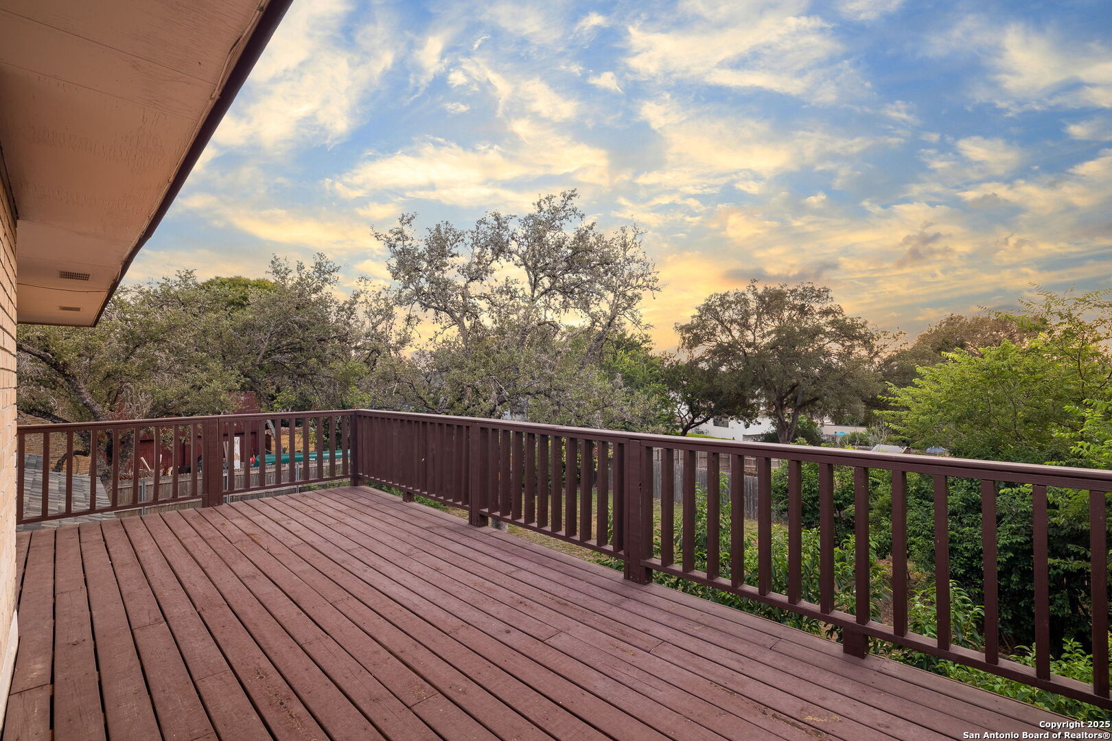 property viewer photo 3