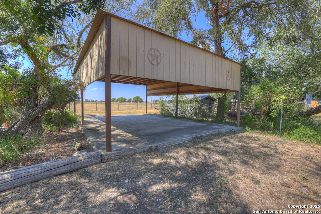 main property photo 37