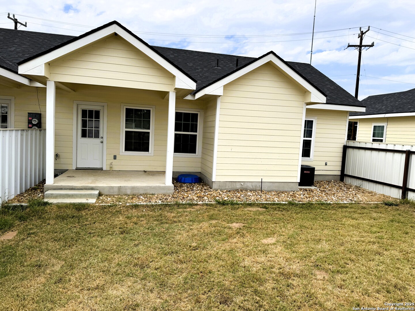 property viewer photo 13