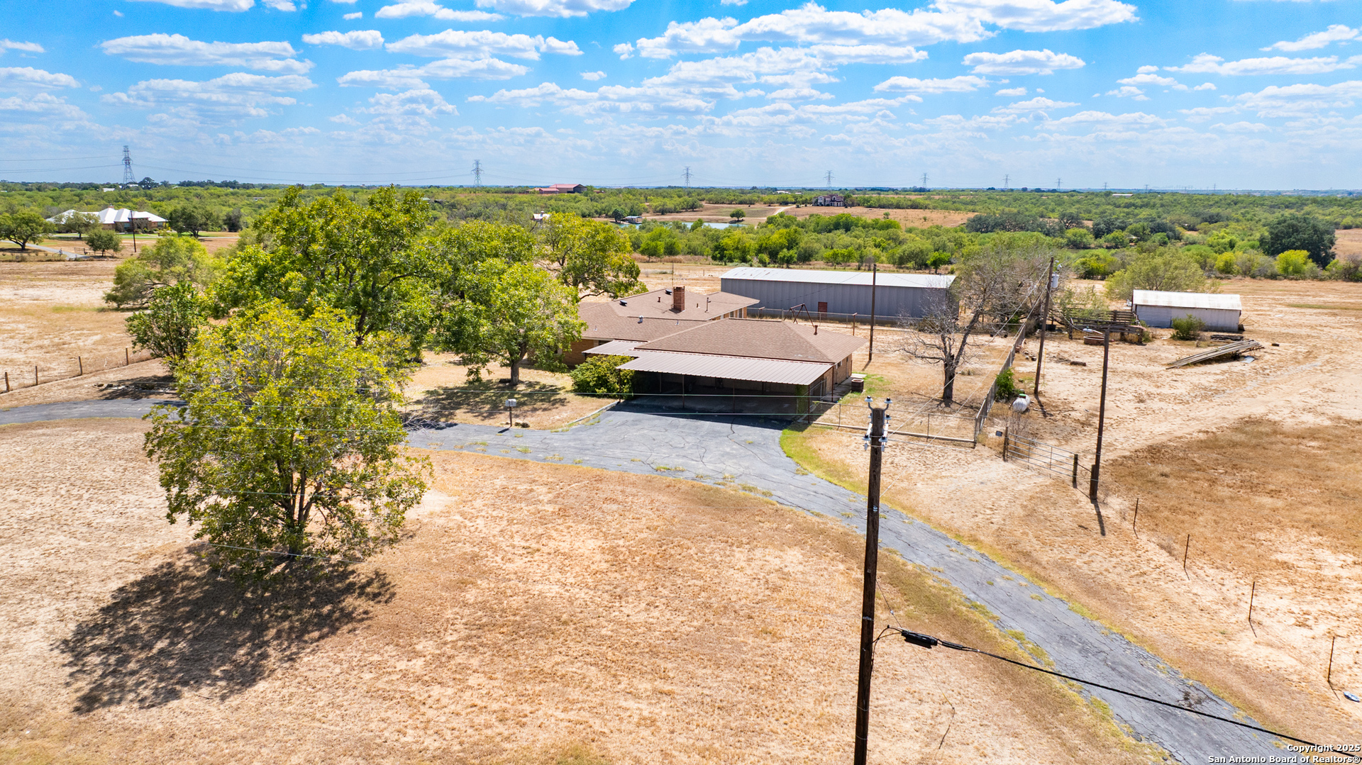 main property photo 20