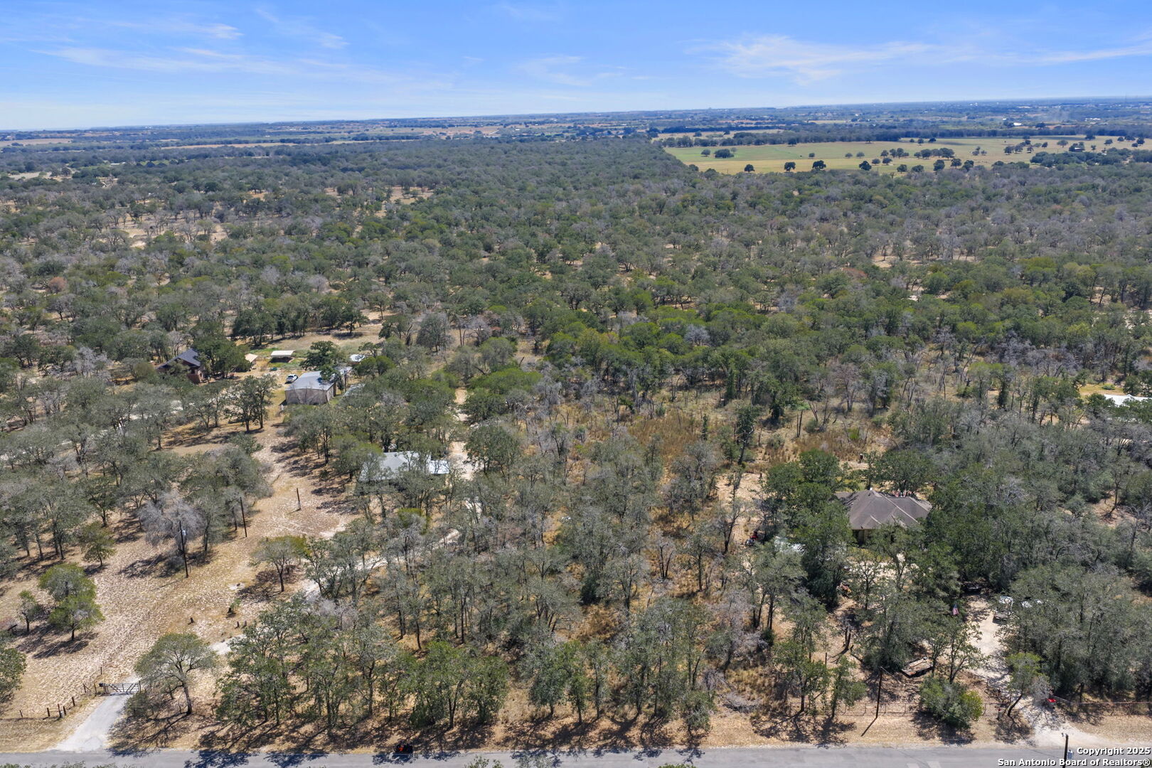 main property photo 16