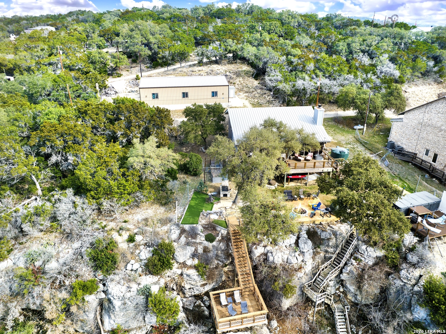 main property photo 14