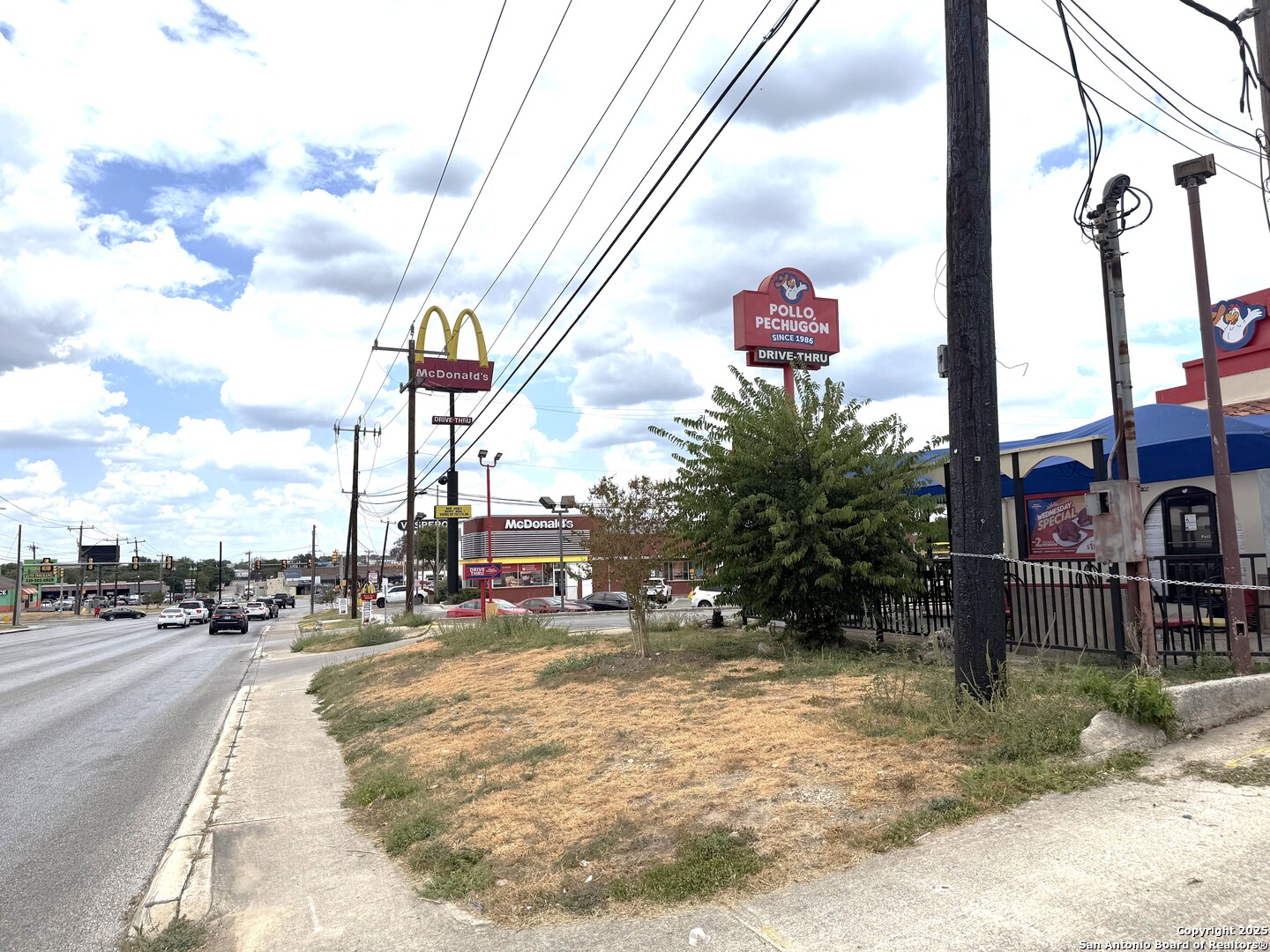main property photo 11