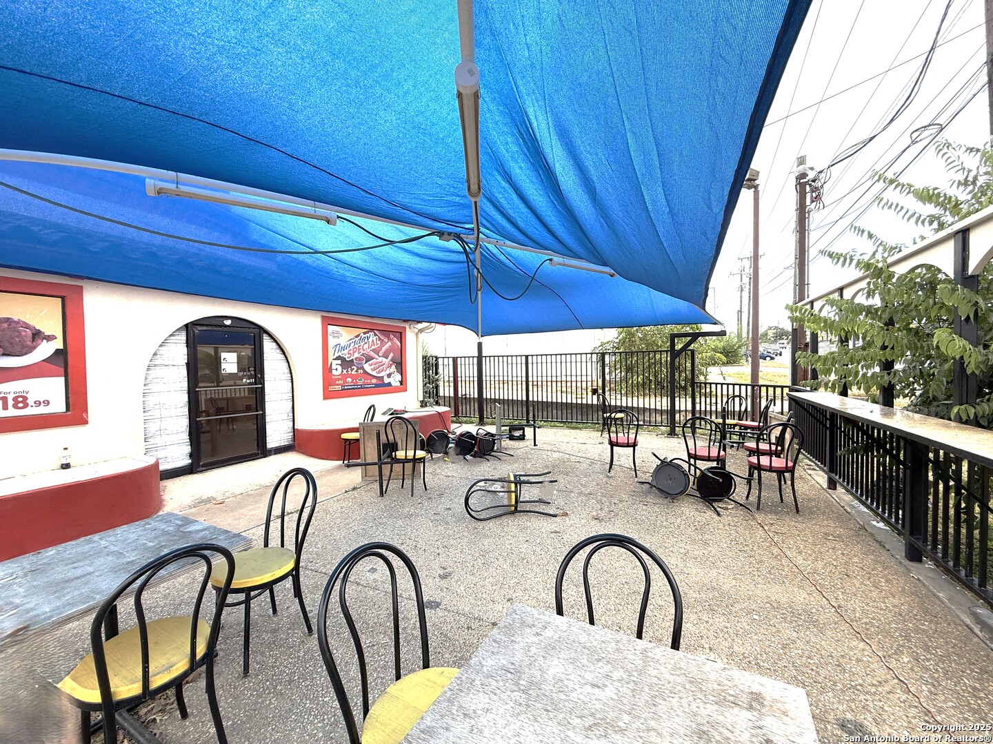 main property photo 17