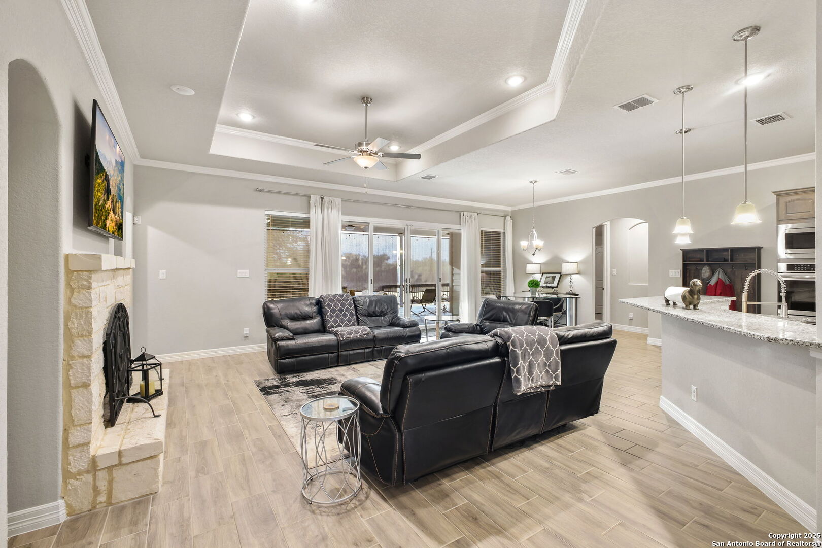property viewer photo 12