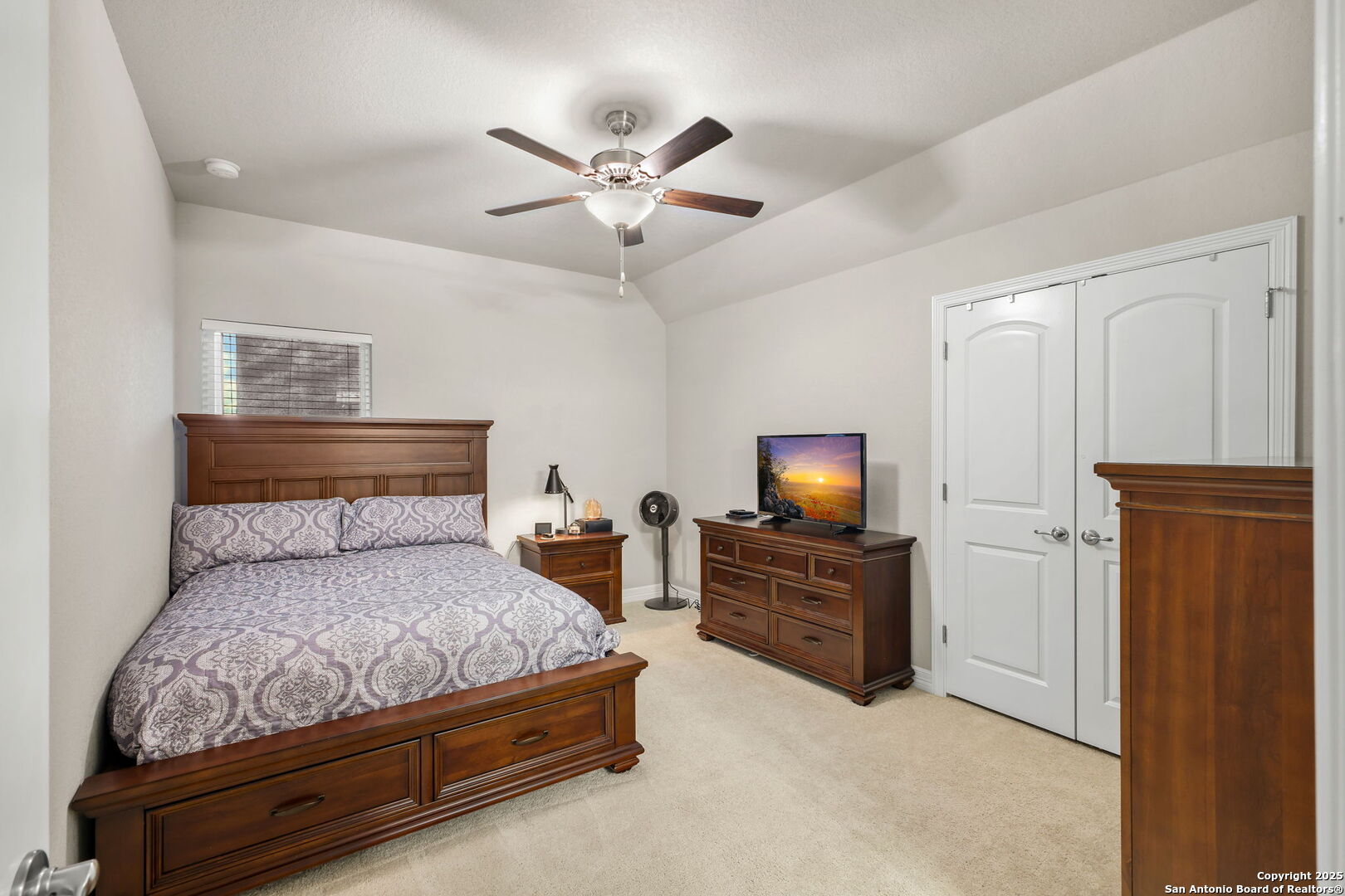 property viewer photo 21