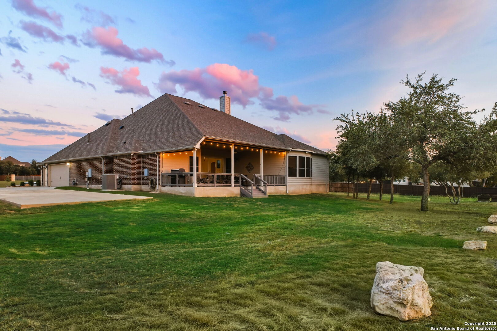 property viewer photo 38