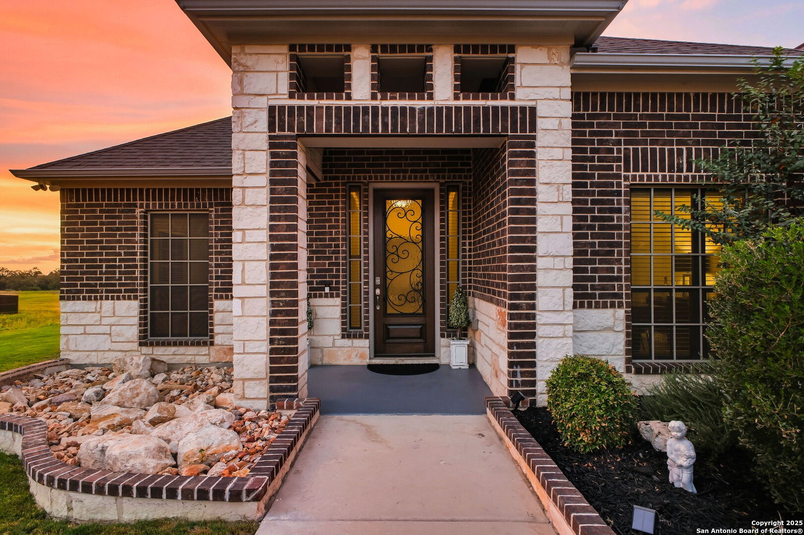 property viewer photo 4