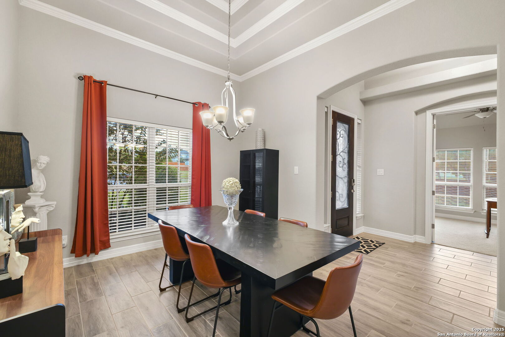 property viewer photo 6