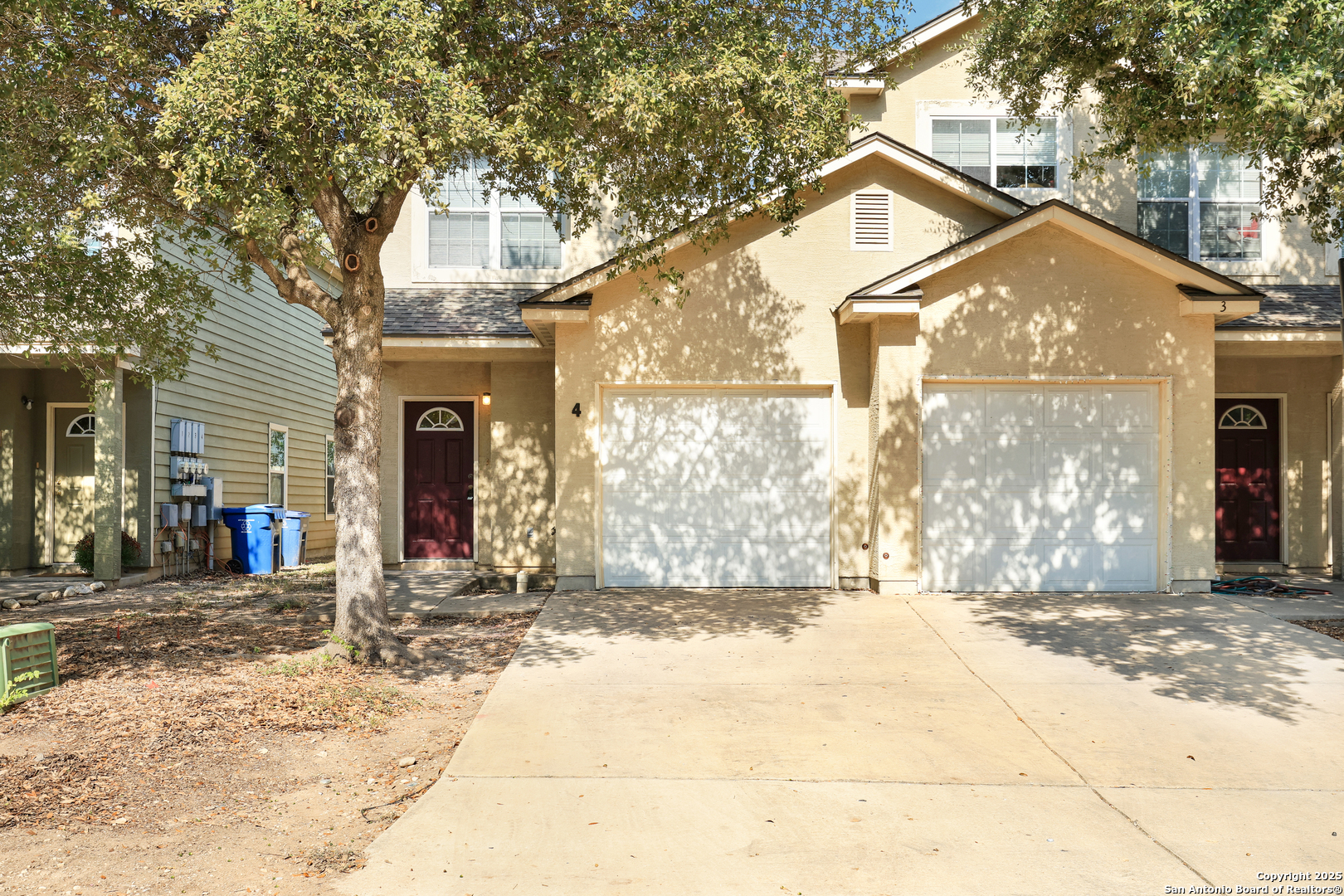 main property photo 0
