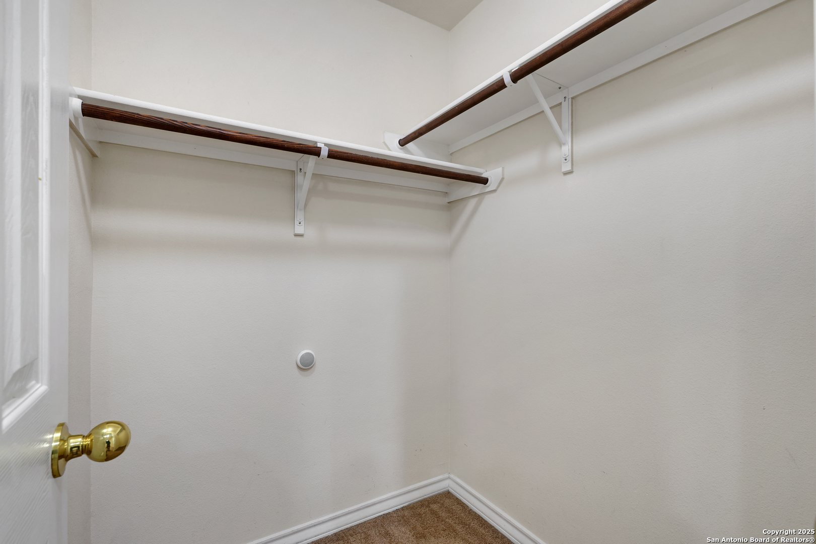 property viewer photo 13