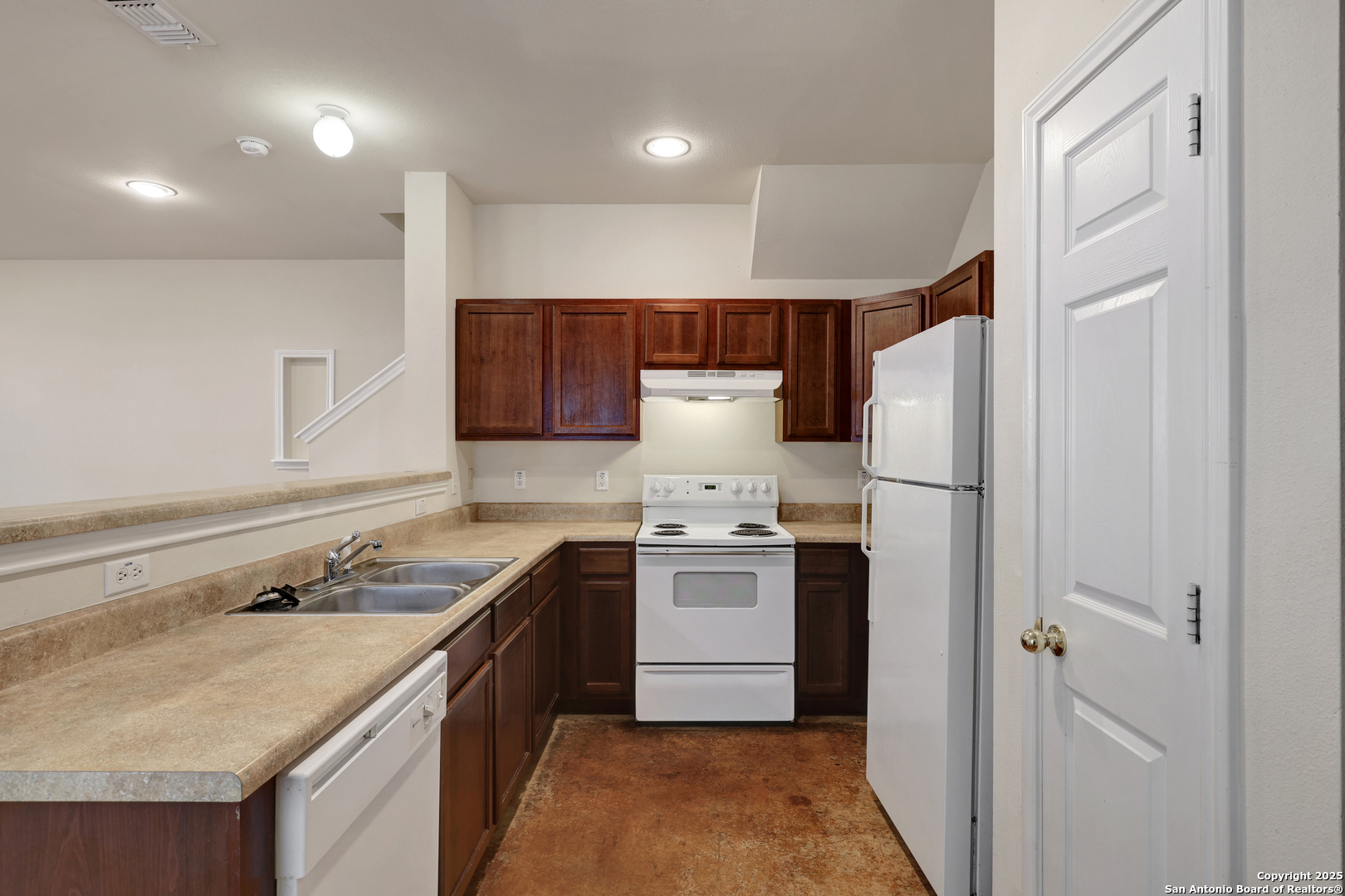 property viewer photo 6