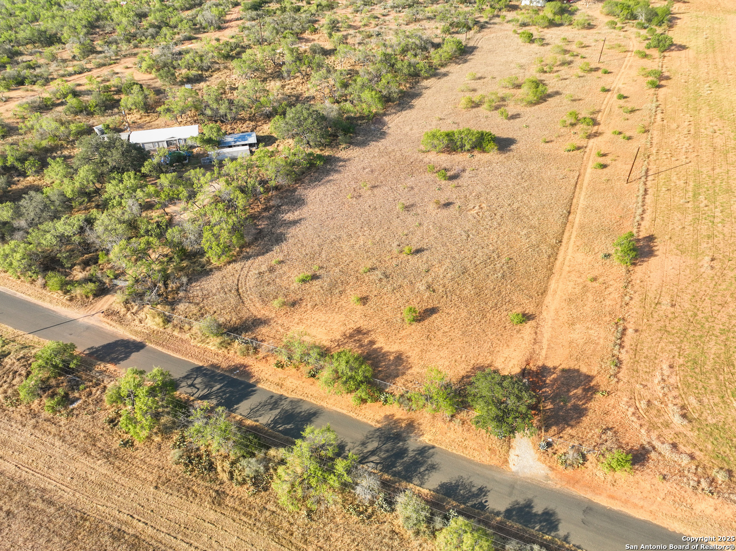 main property photo 3
