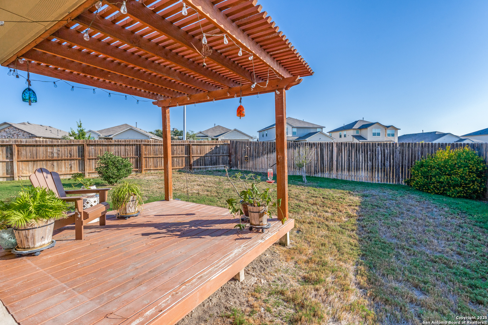 main property photo 23