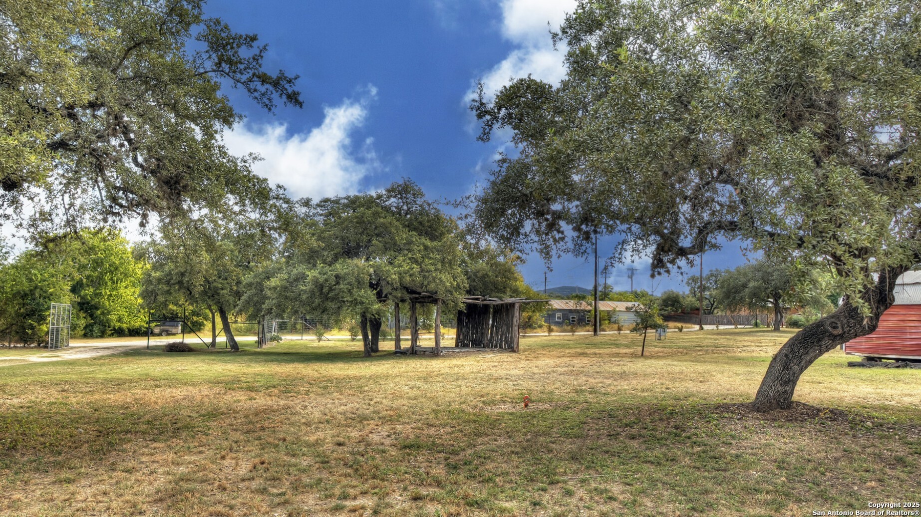 main property photo 26