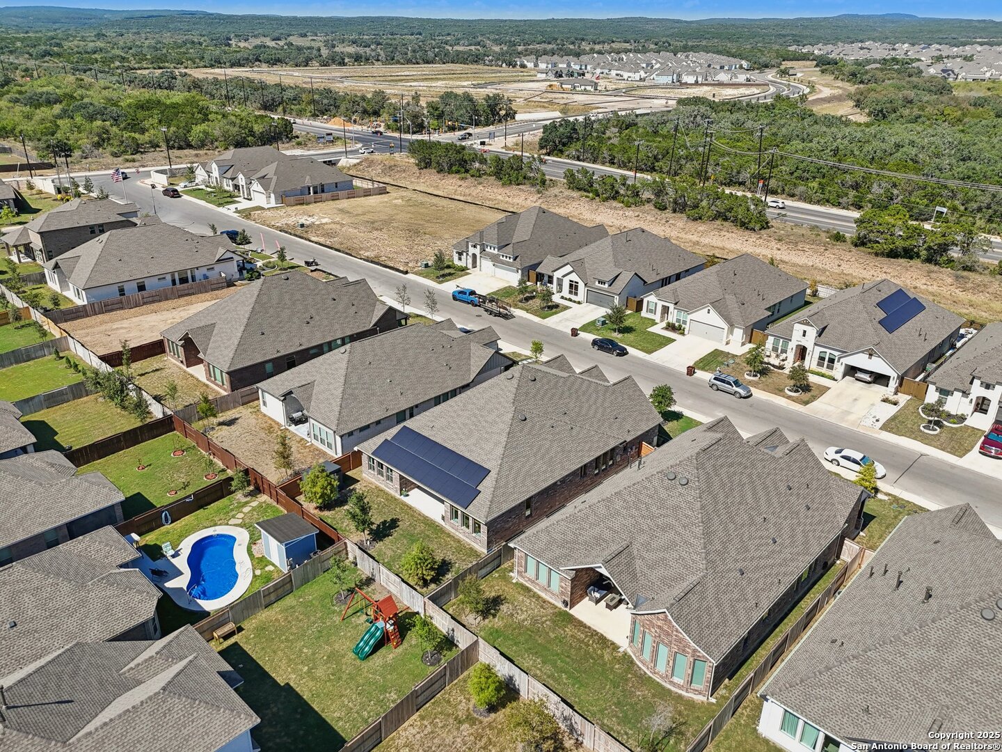 main property photo 51