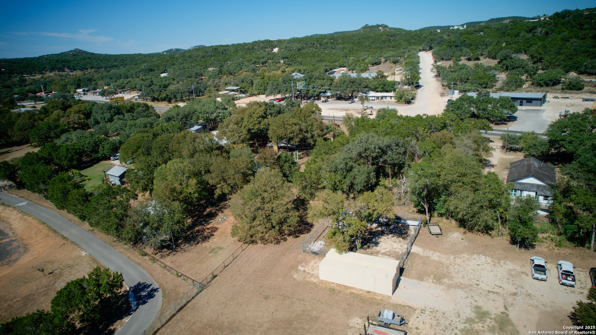 property viewer photo 18