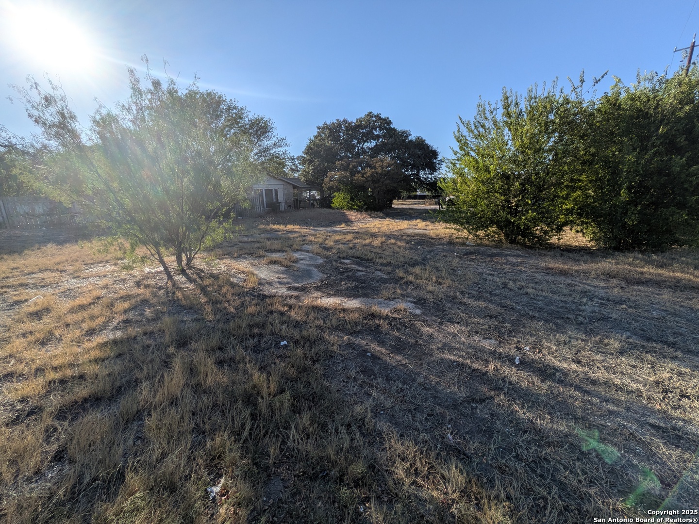 main property photo 3