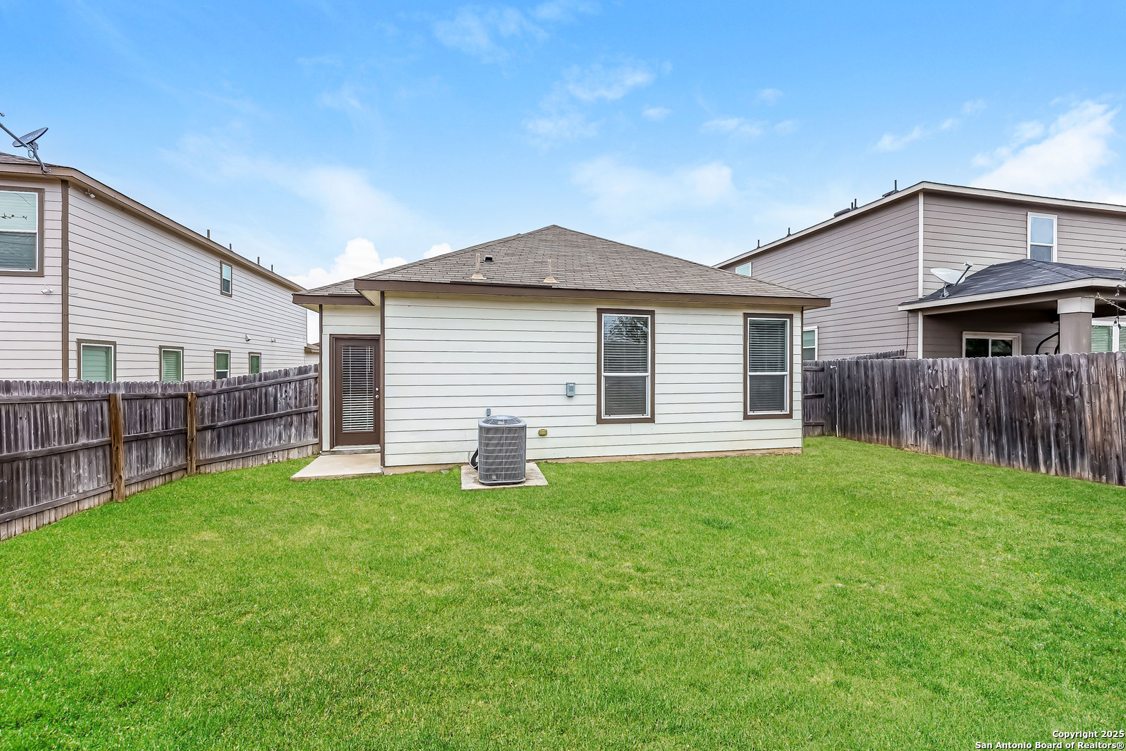 property viewer photo 14