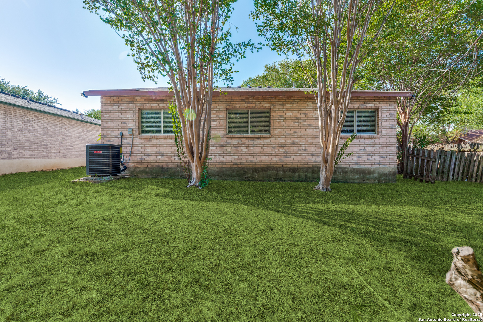 property viewer photo 21