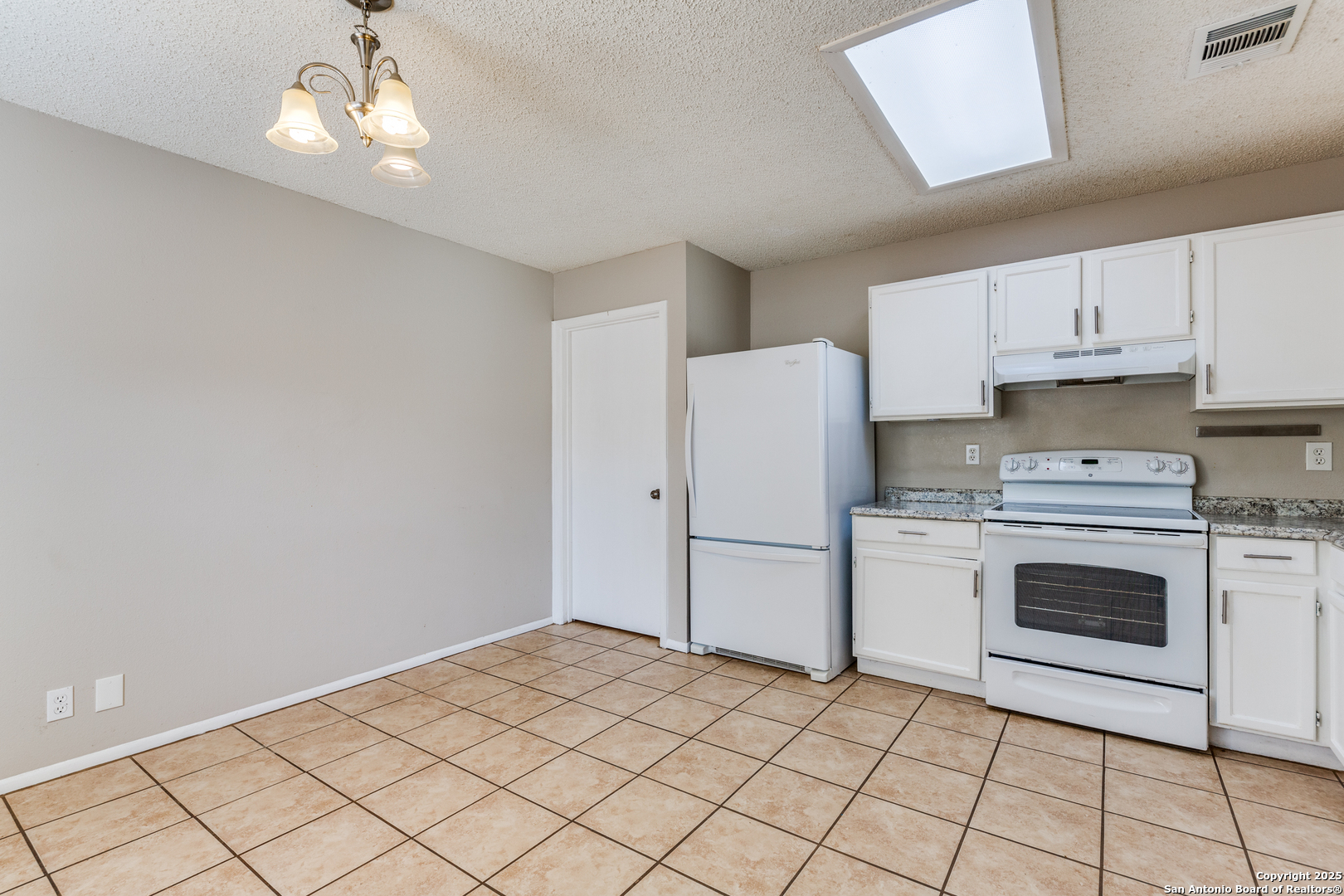 property viewer photo 5