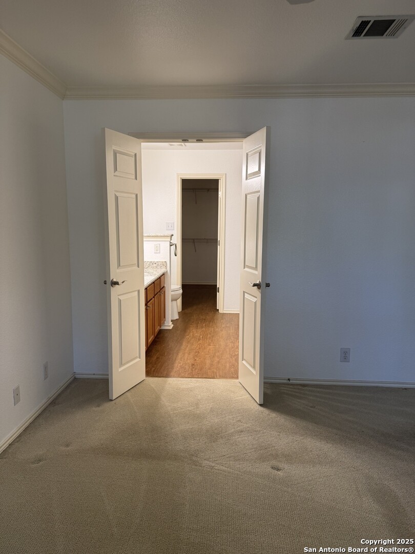 property viewer photo 11