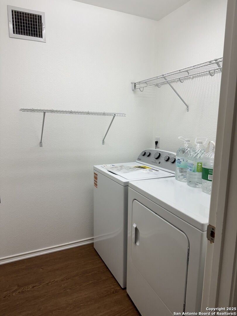 property viewer photo 21