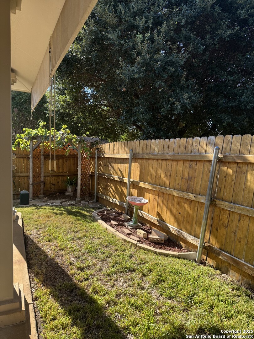 property viewer photo 23