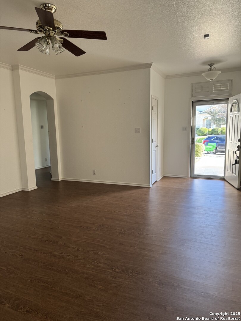 property viewer photo 4