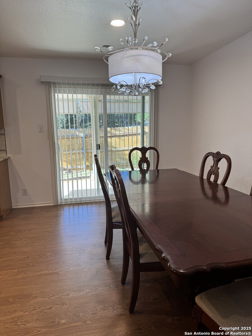 property viewer photo 7