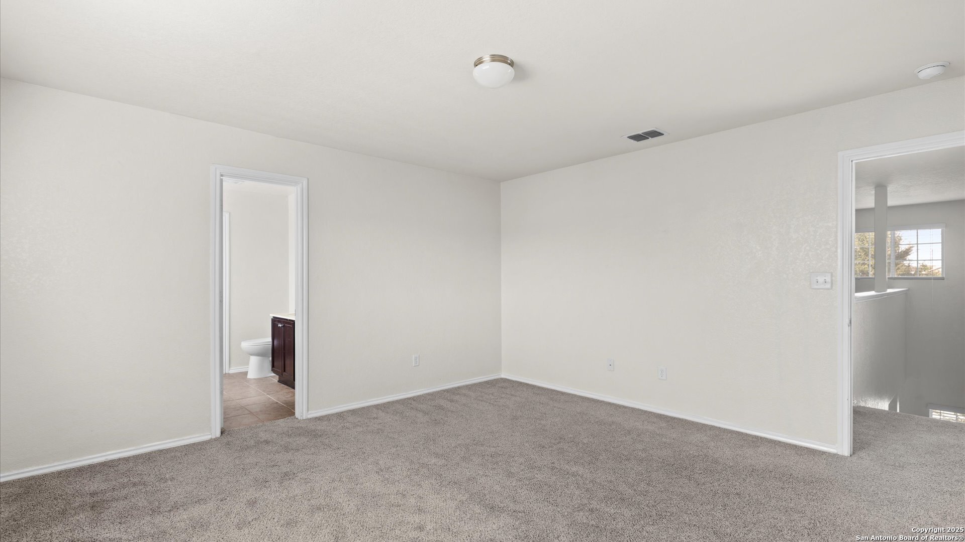 property viewer photo 16