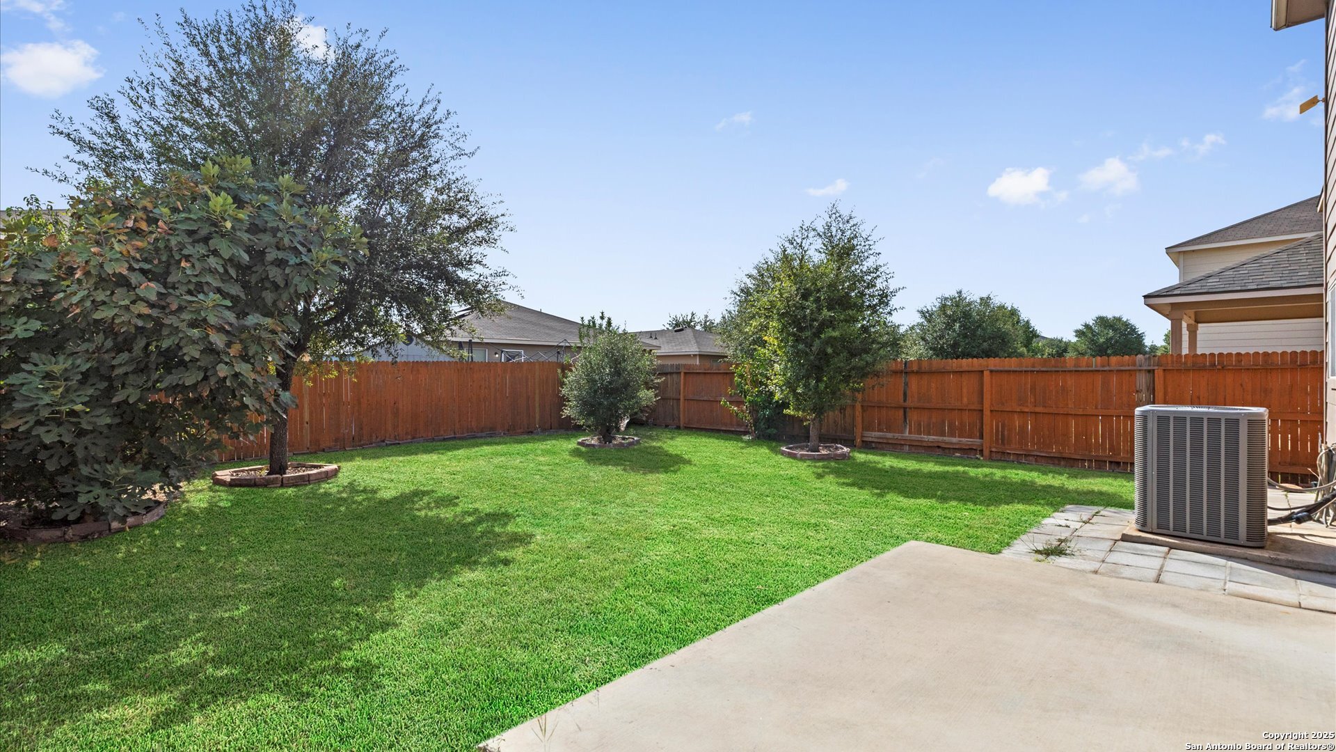 property viewer photo 23
