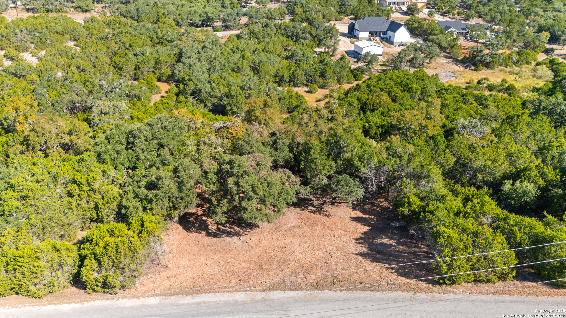 main property photo 17