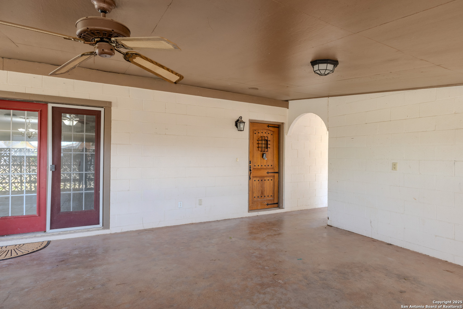main property photo 36