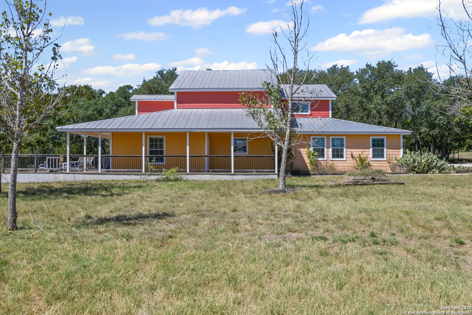 main property photo 29