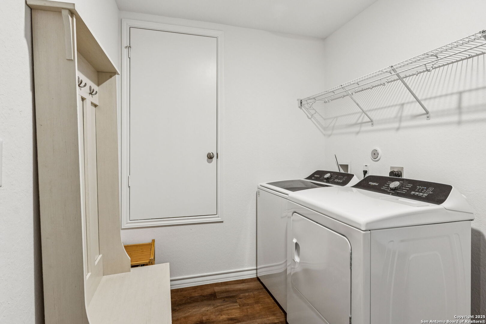 main property photo 25