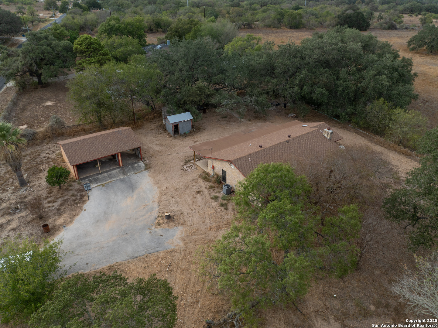 main property photo 21