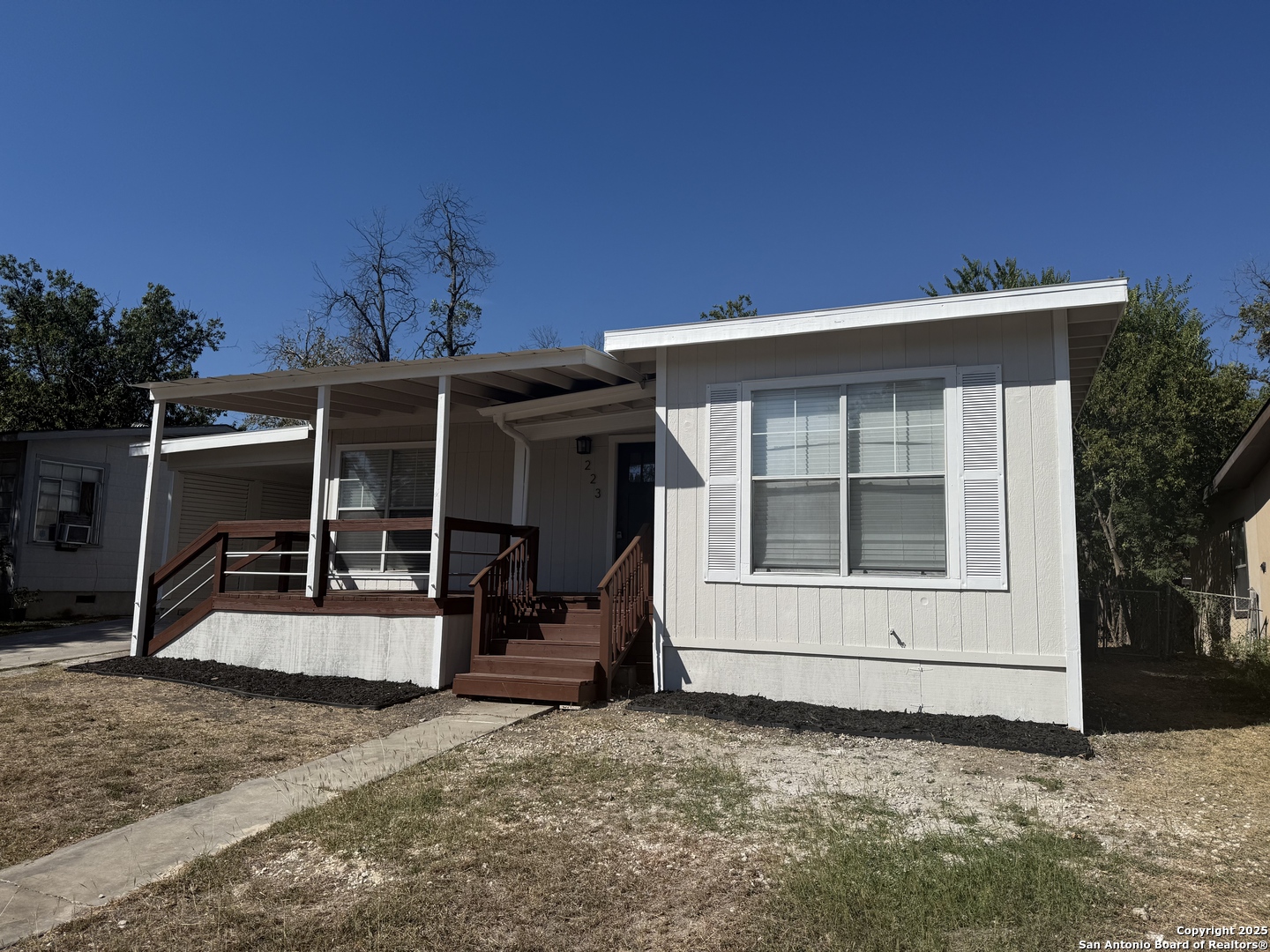 main property photo 2