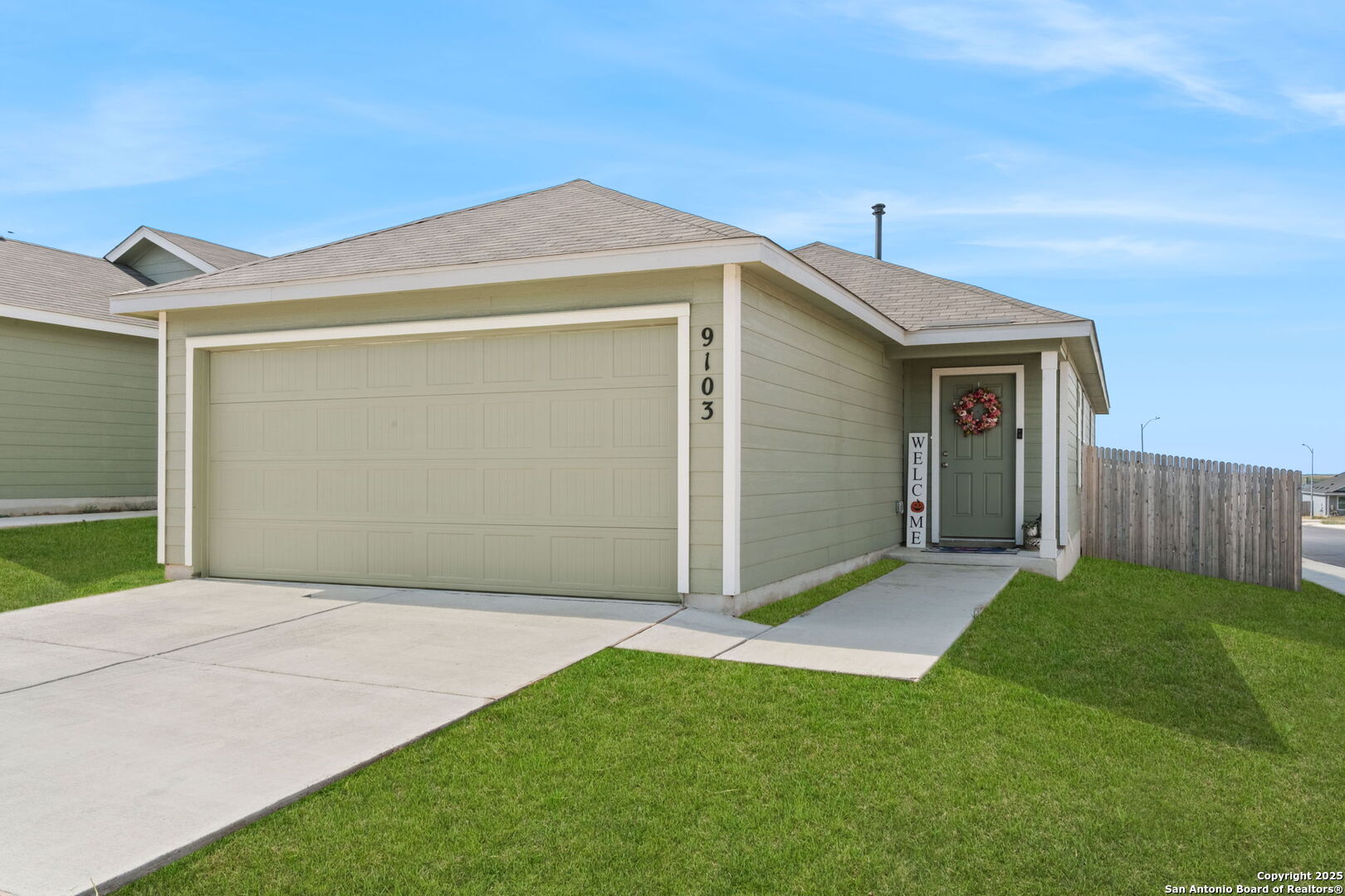 main property photo 22