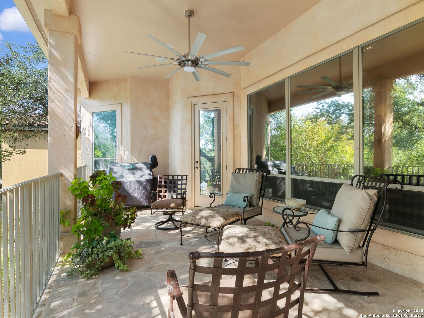 main property photo 29