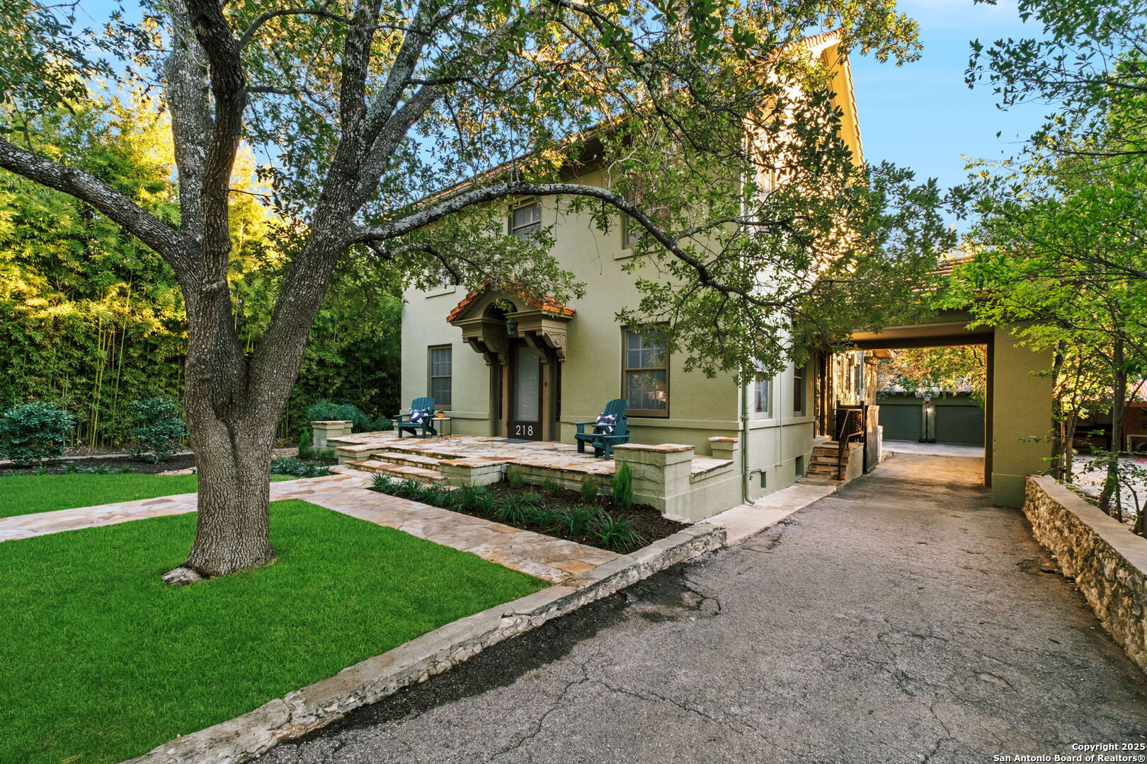 main property photo 4