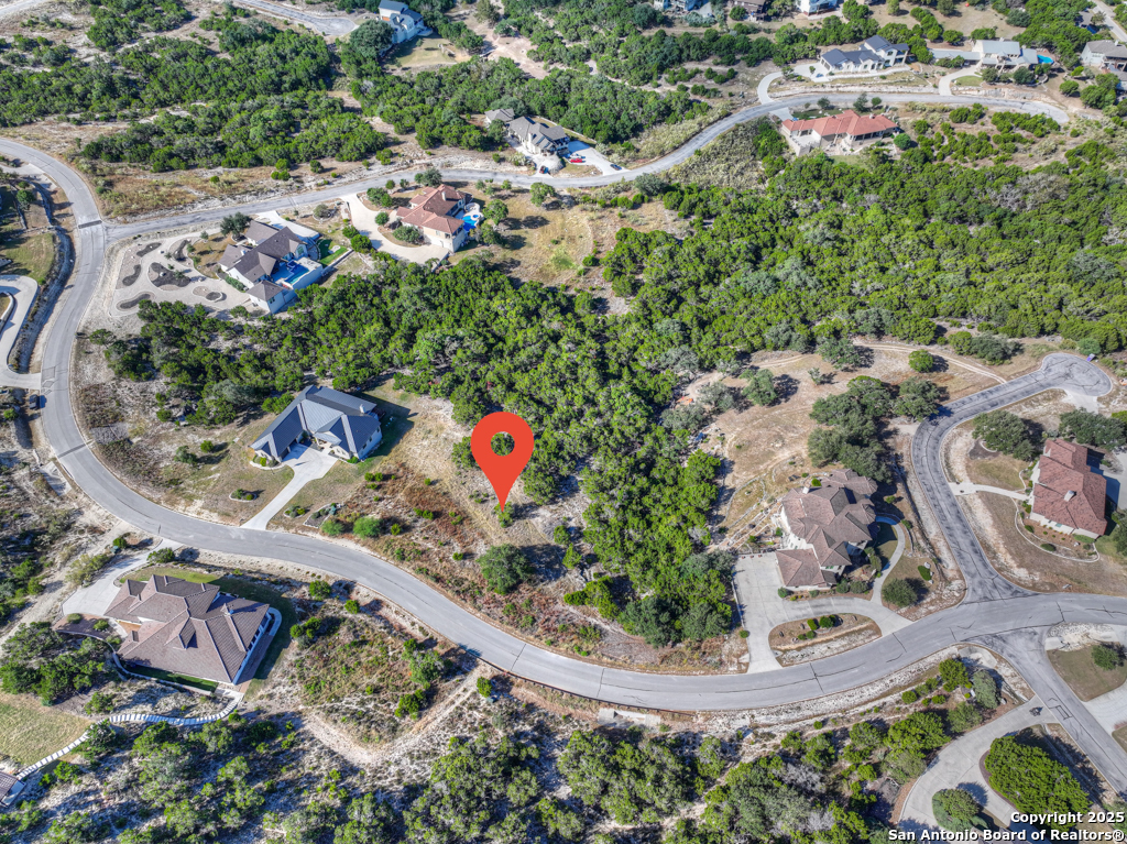 main property photo 11