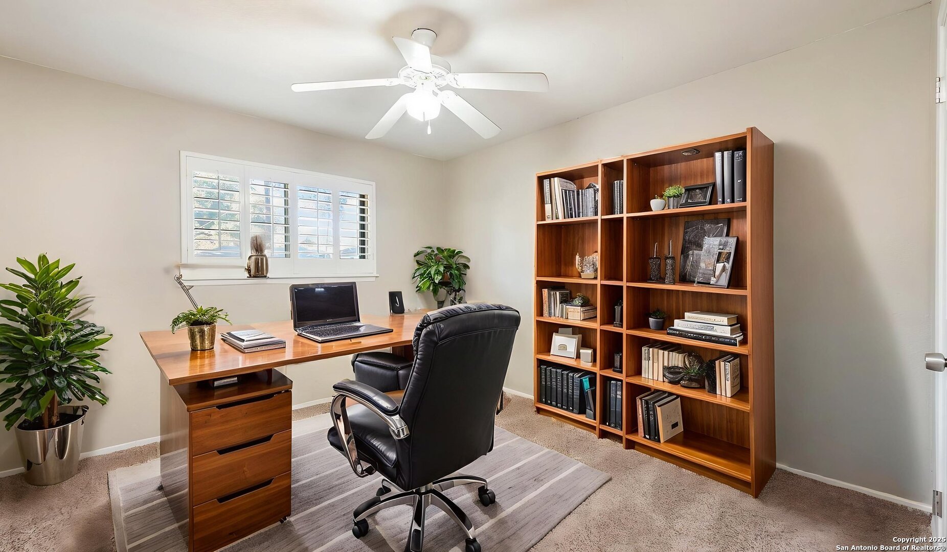 property viewer photo 14