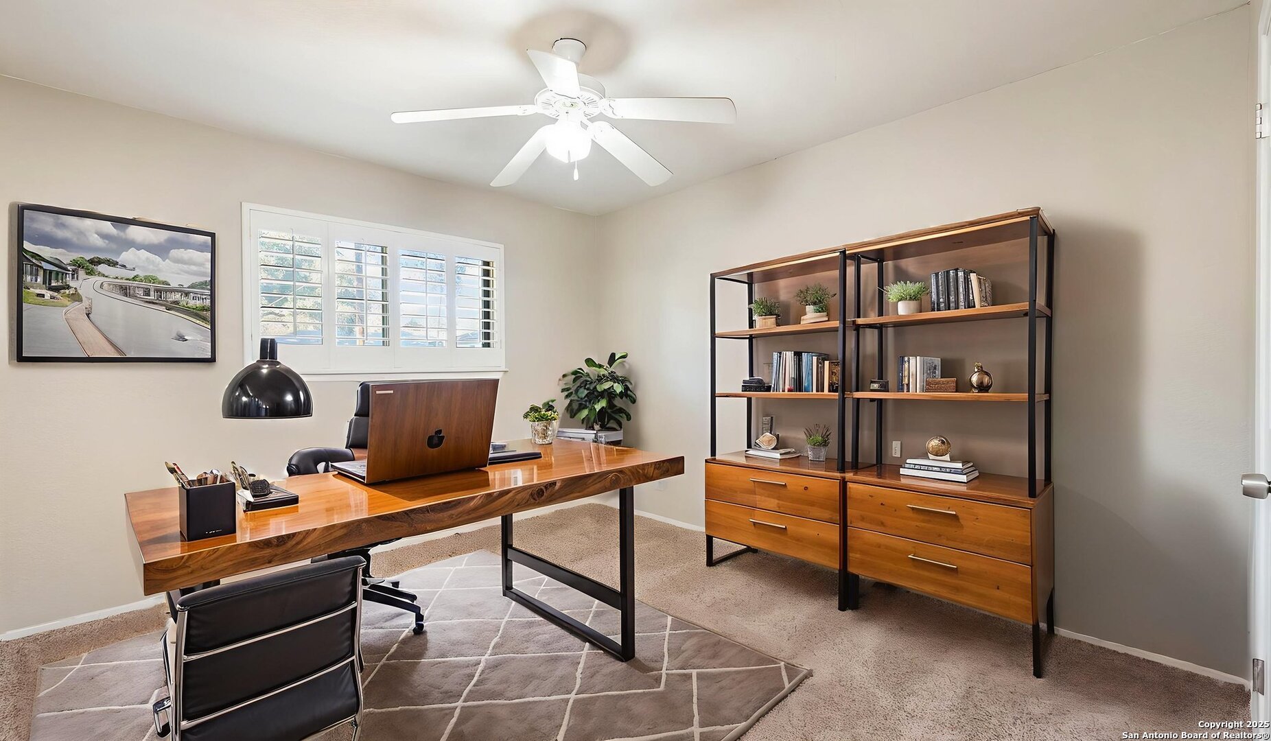 property viewer photo 15