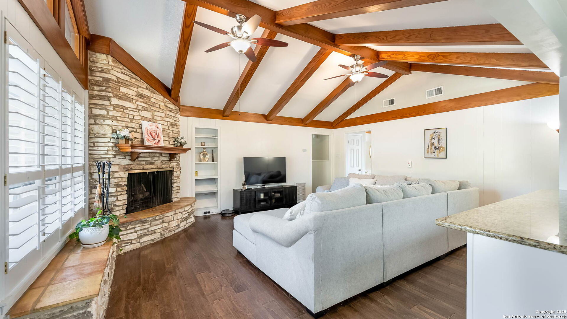 property viewer photo 33