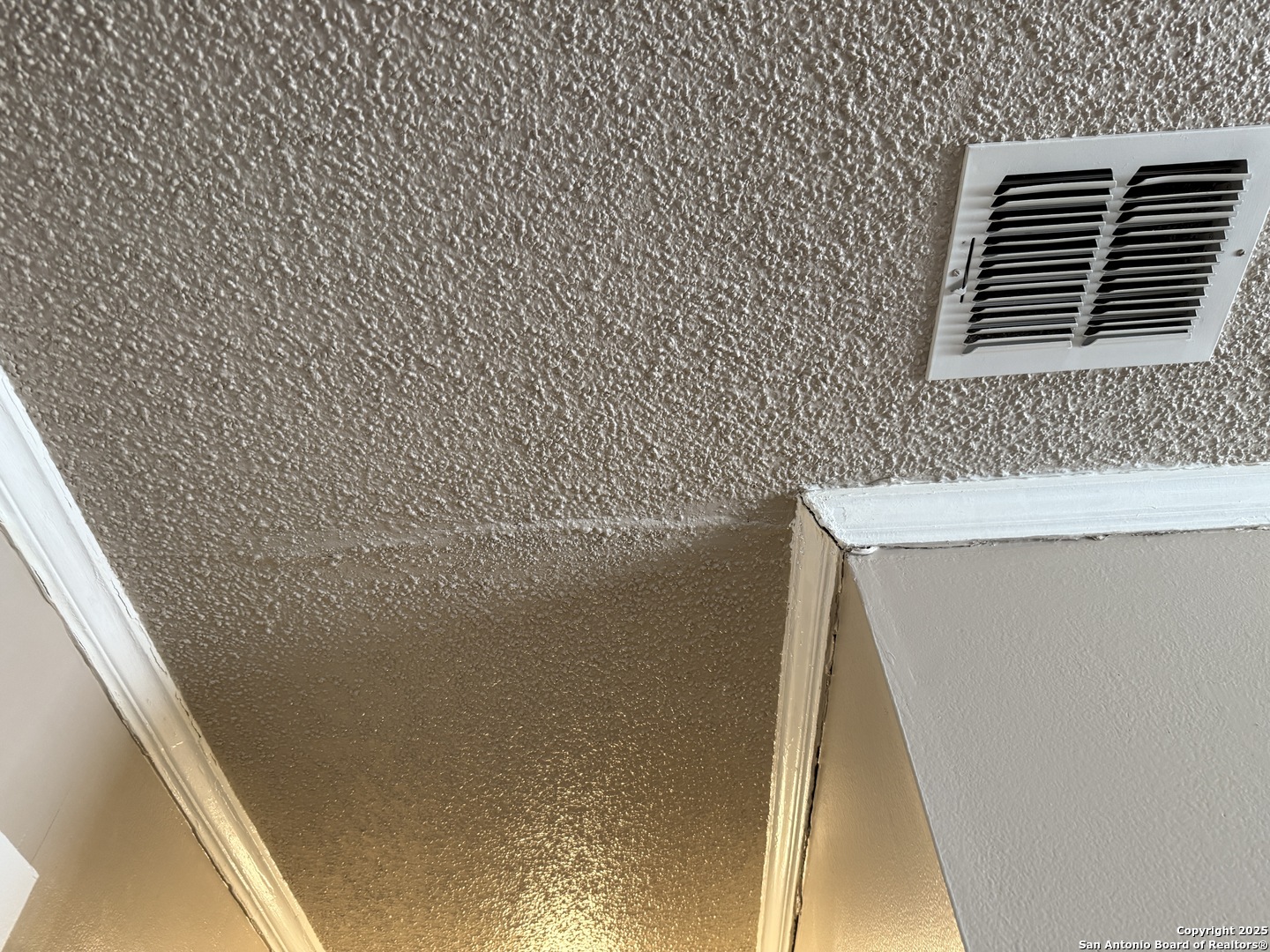 property viewer photo 17