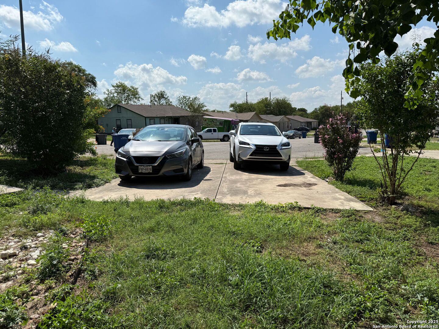 property viewer photo 20
