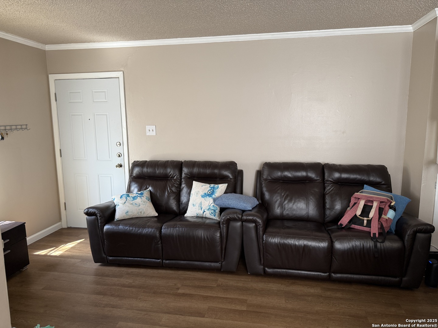 property viewer photo 6