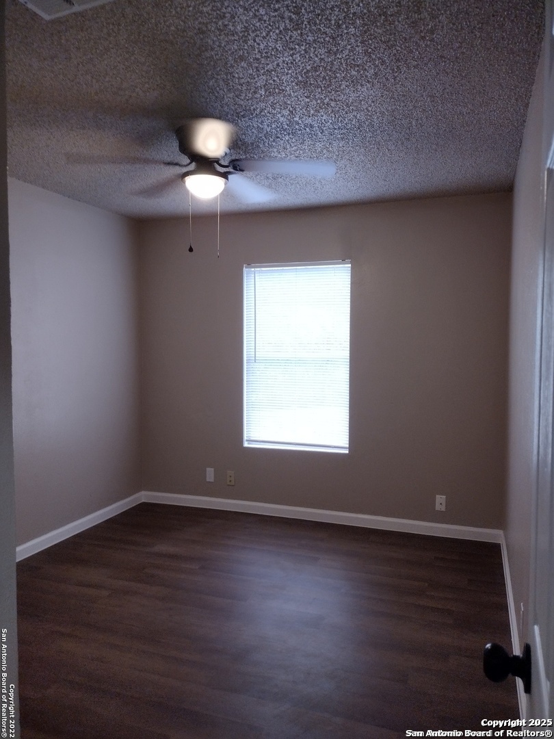 property viewer photo 8
