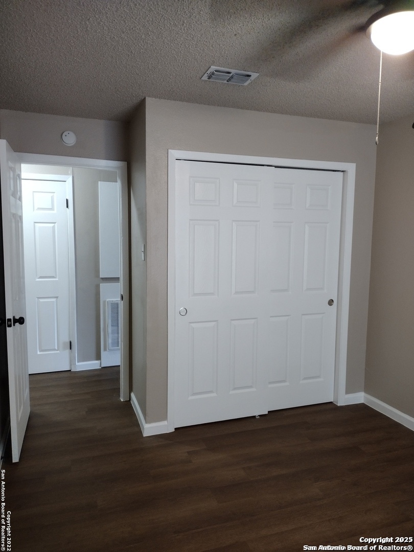 property viewer photo 9